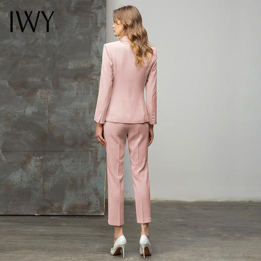 IWY/时尚粉色西装套装女正装气质上镜艺考工作服西服职业装主持人 CP10338 商品图3
