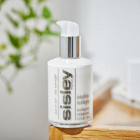 Sisley希思黎全能乳液，护肤界的低调贵妇，肌肤养得娇嫩柔亮