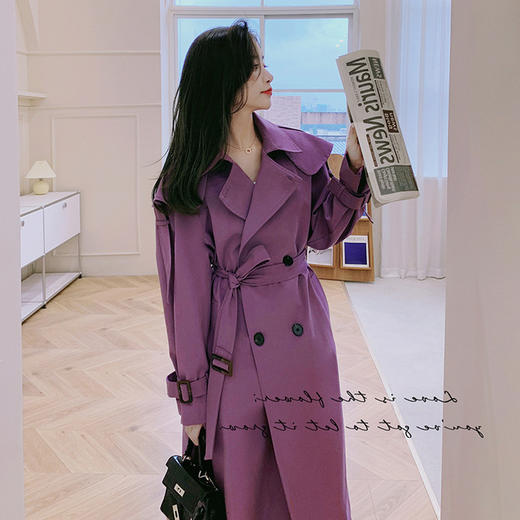 【服饰鞋包】新款法式浪漫紫色双排扣风衣女秋宽松显瘦系带中长款外套 商品图0
