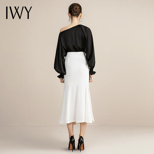 IWY/气质工作服通勤修身职业套装垂感衬衫女黑色丝光缎面长袖正装套裙 213162B1+213161S3 商品图3
