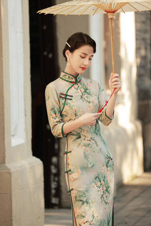 ZA555新款复古优雅气质修身改良立领侧八扣长款印花旗袍 商品图4