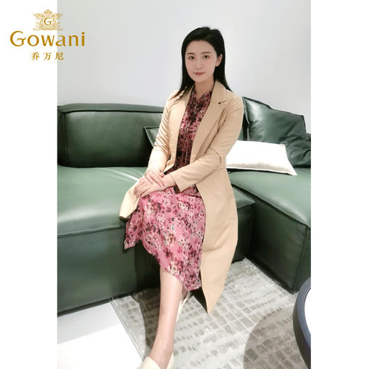 【两色可选】乔万尼外套女春季 新款通勤干练西装领修身高腰风衣女中长款厚EB3A245 商品图3