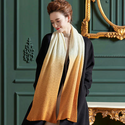 WW  1081渐变全羊毛百搭加厚披肩男女通用针织长围巾 商品图0