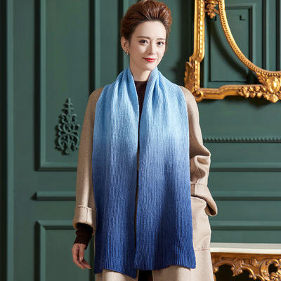 WW  1081渐变全羊毛百搭加厚披肩男女通用针织长围巾 商品图1