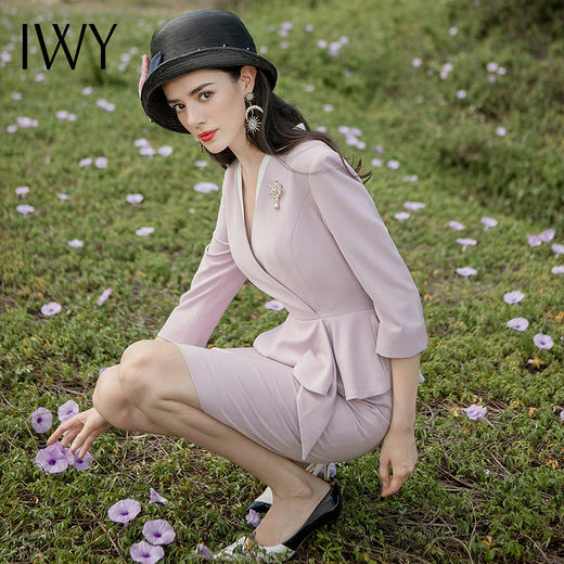 IWY/初紫色假两件西装连衣裙女气质时尚修身职业装女美容院工服 Q627 商品图4