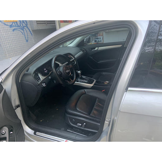 奥迪 A4L 35 TFSI 自动标准型【长租-深圳】 商品图3