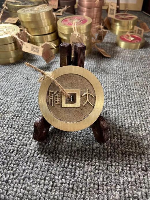 预售定制【鸡翅木实木架】放摆件 证书 茶饼多功能实用木架！ 商品图6