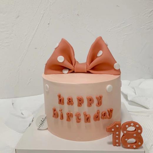 波点蝴蝶结·奶油霜蛋糕【数字需要备注 】 商品图0
