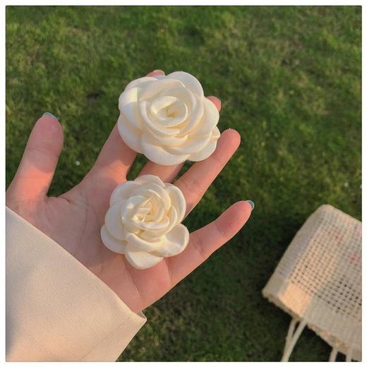山茶花胸针+发夹两用~复古小香风边夹女奶油色温柔名媛发饰 商品图3