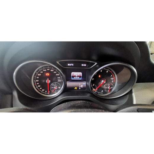 奔驰 CLA 改款 CLA 200 时尚款【长租-北京】 商品图4