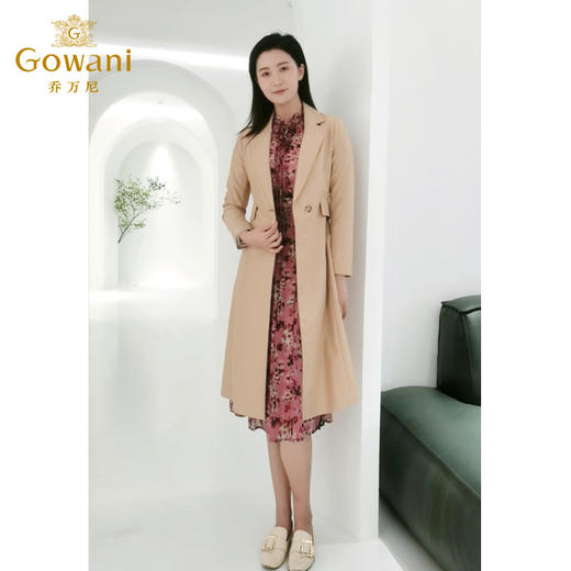 【两色可选】乔万尼外套女春季 新款通勤干练西装领修身高腰风衣女中长款厚EB3A245 商品图2