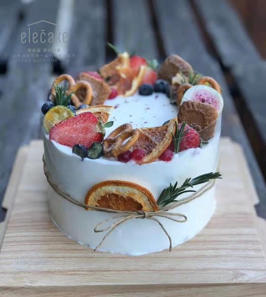 简约款森系蛋糕 商品图0