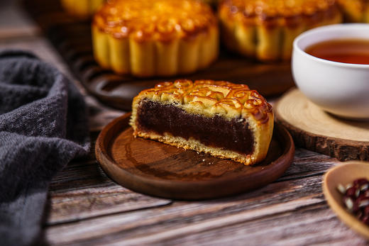 1元秒杀·豆沙月饼单个装（吕四重装开业活动，18.19号到吕四店自提）（卡券） 商品图0