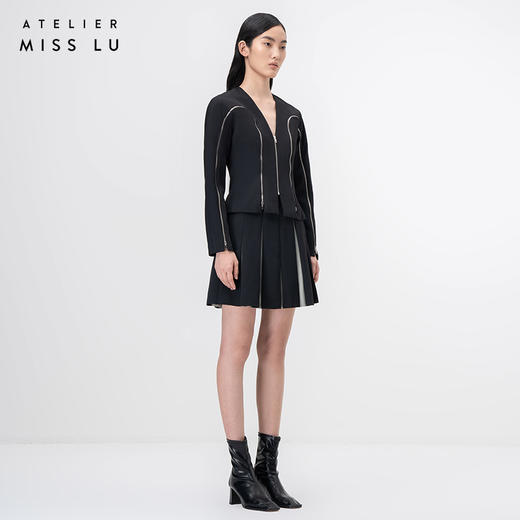 【波尔茨】不规则拼缝设计黑色撞色A字半裙/000114 商品图2