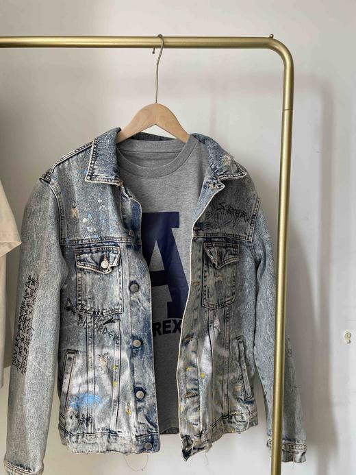 AVIREX -秋季长袖字母男款休闲Ｔ恤 三色正价400左右 商品图6