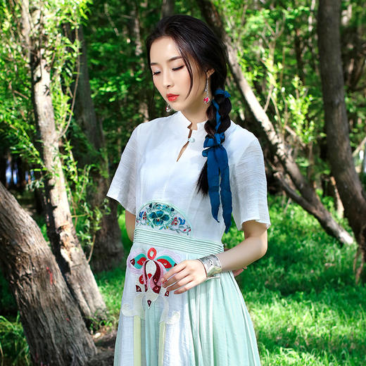 秋意老绣苗银耳环 / 少量现货 商品图1