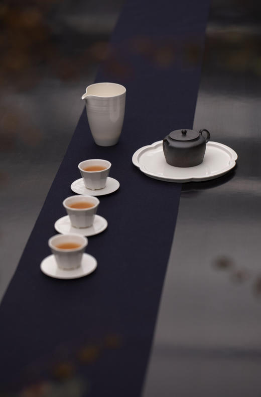 奶白梅花平底盘 商品图2