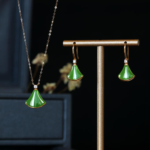 18K玫瑰金和田玉（碧玉）项链--舞/链长40+2cm/苹果绿 商品图1