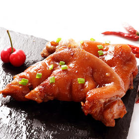 活禽现卤，特色秘制美味卤鸡、卤猪蹄、卤鸡脚可选【22点前订单次日提货】