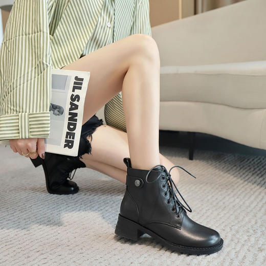 lfgj jeans BP105  牛皮英伦马丁靴大头女短靴新款秋冬百搭女靴 商品图5