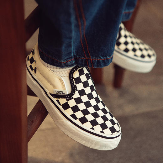 VANS中童鞋VN000ZBUEO1 商品图2