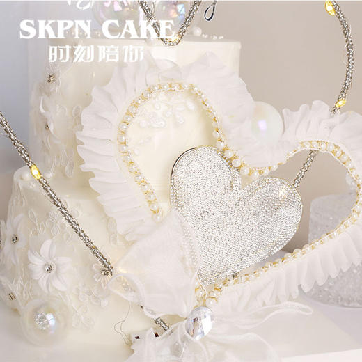 心心相印镶钻爱心女神蛋糕 | 时刻陪你 商品图2