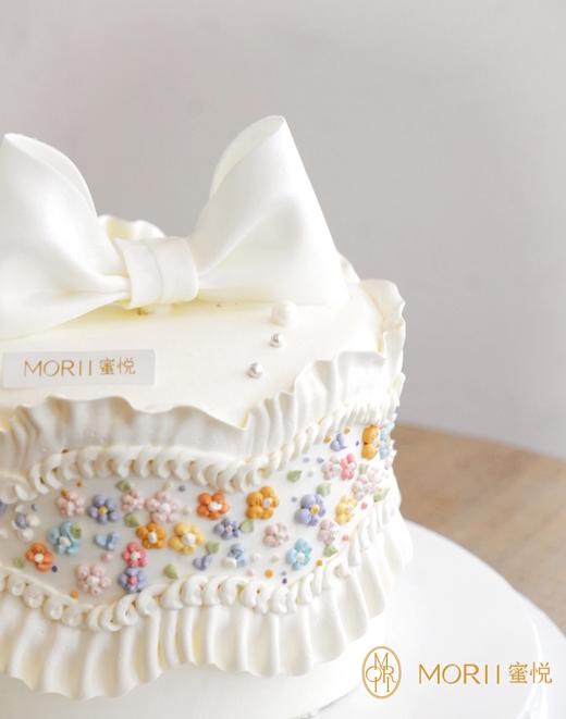 复古裱花蝴蝶结蛋糕（提早3天预定） 商品图1