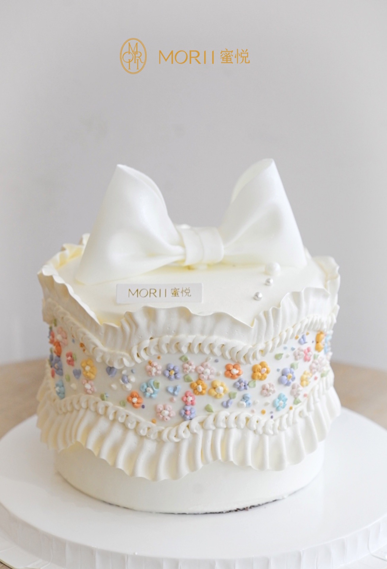 复古裱花蝴蝶结蛋糕（提早3天预定）