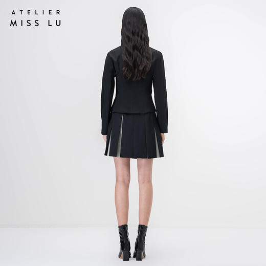 【波尔茨】不规则拼缝设计黑色撞色A字半裙/000114 商品图3