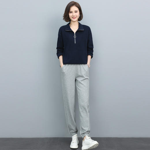 HR  W2121-T9休闲时尚休闲卫衣洋气减龄两件套 商品图1