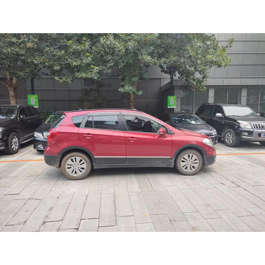 铃木 锋驭 1.6L CVT四驱尊贵型【月租-北京】 商品图1