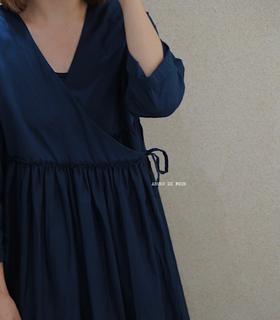 FRANCESCA浅灰/白/黑/深蓝连衣裙