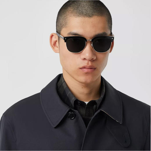 BURBERRY 博柏利 棉质嘎巴甸轻便大衣 男士大衣 藏蓝 8034547 A1177 商品图1