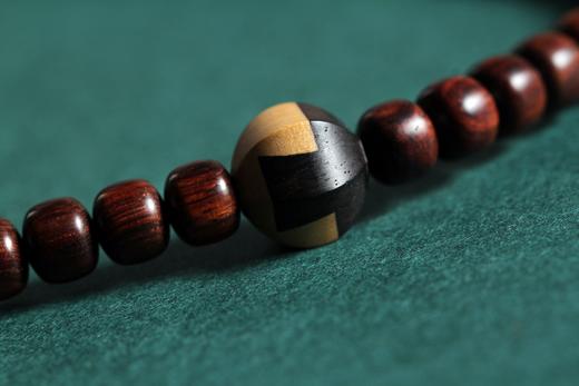 HL0015长情°尊贵海南黄花梨 0.6*0.7*108粒 商品图2