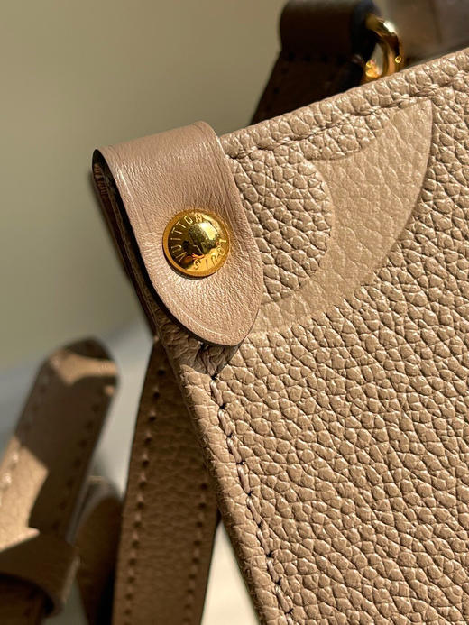 夏日特价💰1100 原单LV M45660灰 45653 Onthego 小号 Tote 包向 商品图3