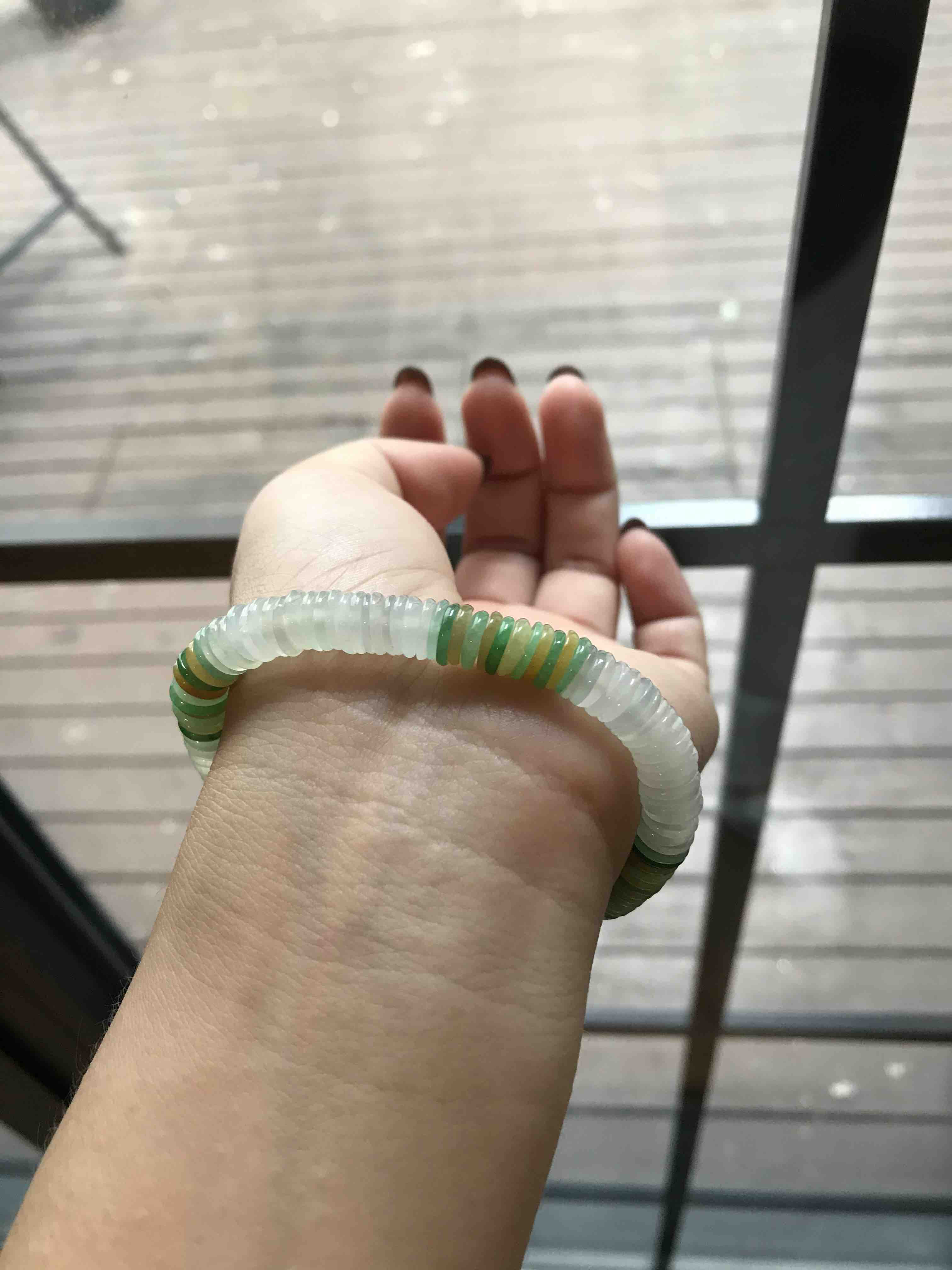 特色五彩翡翠手链