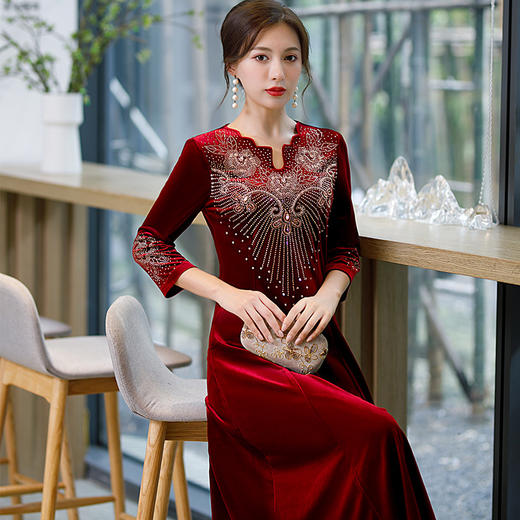 上海旗袍厂BJ-9013秋冬新款韩国绒长款大摆旗袍 复古改良妈妈装旗袍连衣裙 商品图1