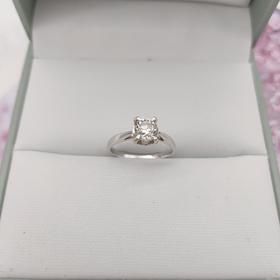 18K钻石戒指（1.011ct）,圈口： 13#,
