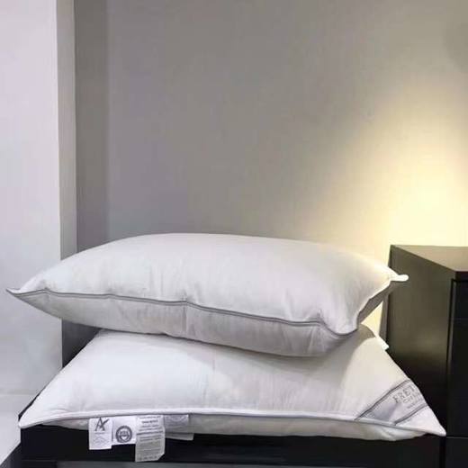 价值5800 高端富豪级床品！意大利芙蕾&特/MEDIUM鹅毛枕芯枕头单只装 奢华总统套房鹅毛枕 柔软舒适 蓬松回弹好 真材实料，货真价实！预售 商品图0
