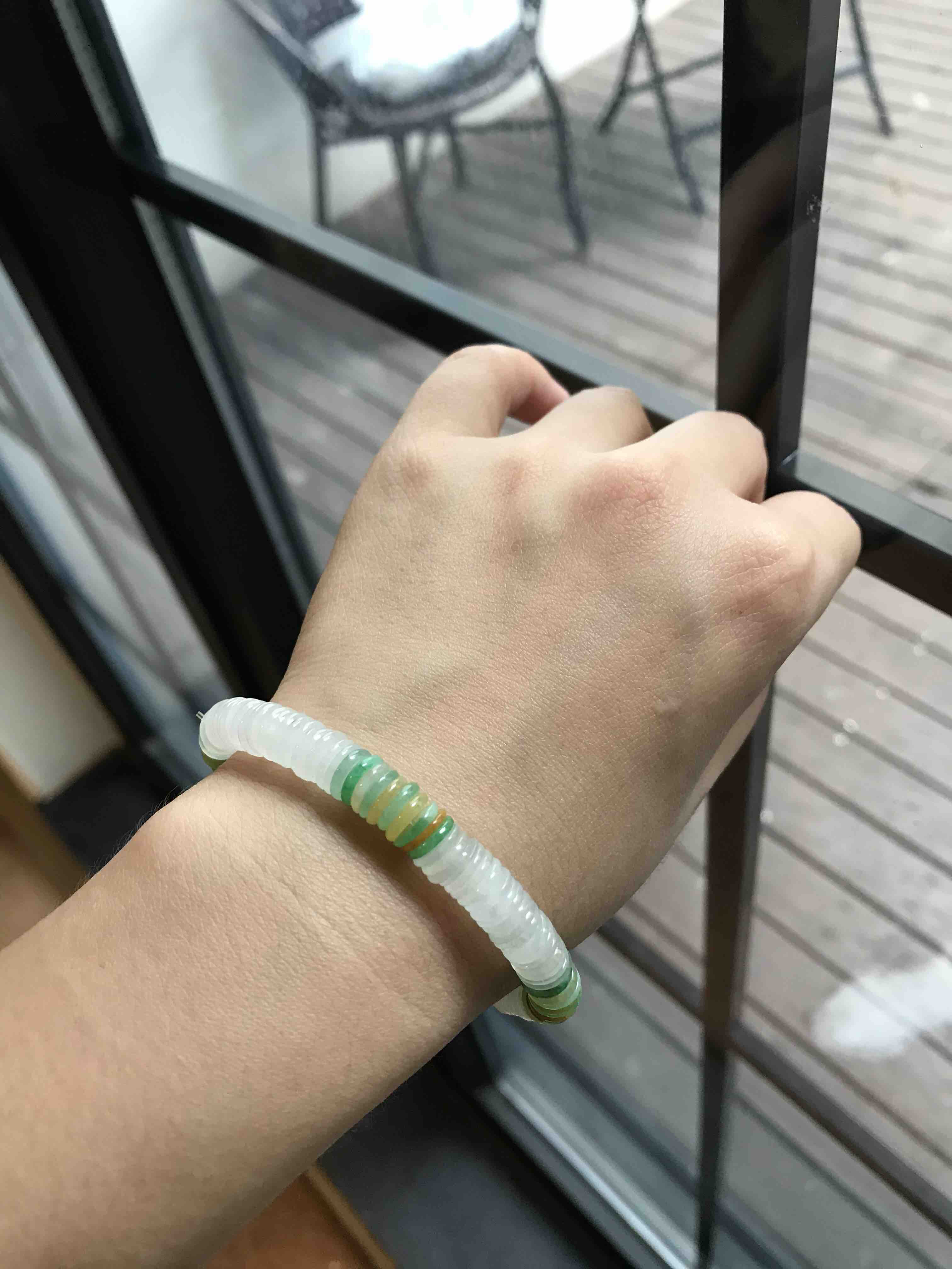 特色五彩翡翠手链