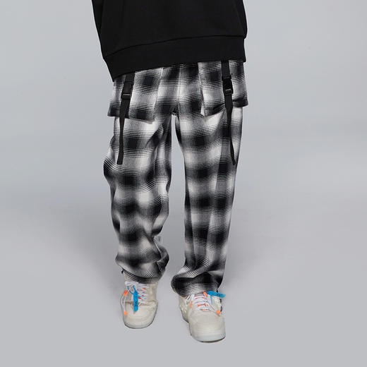 MISHKA黑白格纹工装长裤M61000808W 商品图1