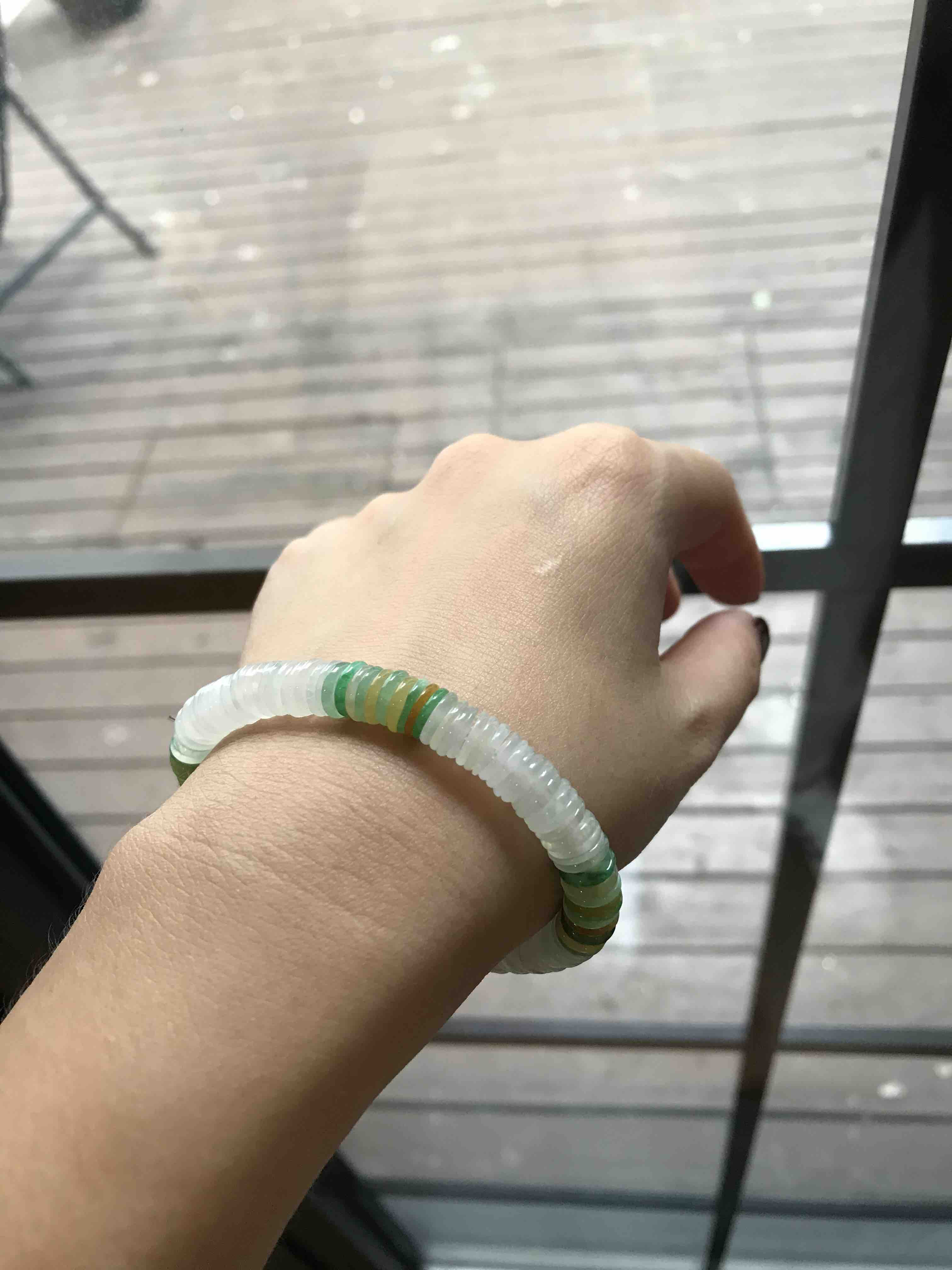 特色五彩翡翠手链