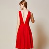 V型露背红色收腰大摆连衣裙 商品缩略图2