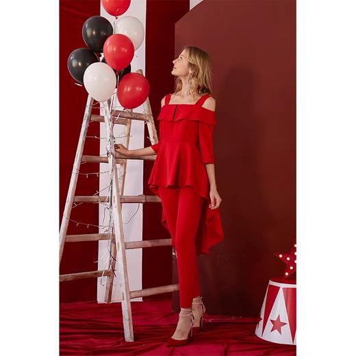 红色双口袋瘦腿裤 商品图3