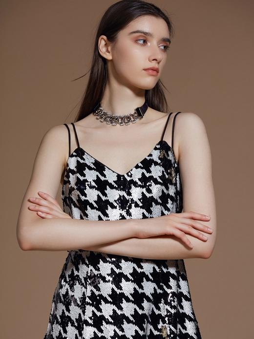 千鸟格双色亮片吊带连衣裙 商品图3