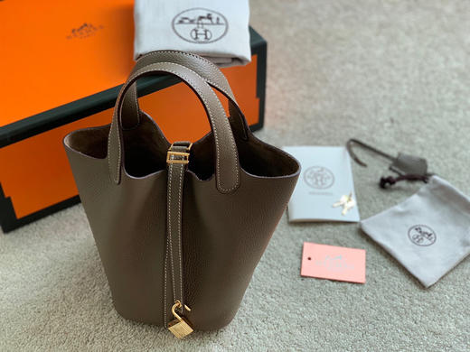 H经典手缝蜡线菜篮子-大象灰金扣 商品图3