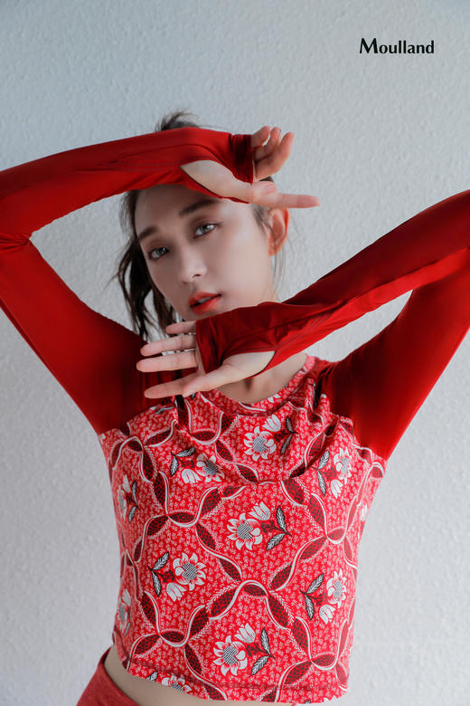 爆款好货 【新年红】拼接撞色长袖-花红妆 商品图0