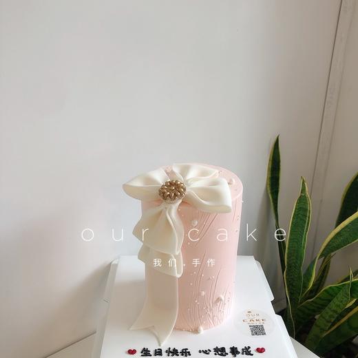 优雅蝴蝶结加高蛋糕-加高艺术蛋糕（收货时间需要在下午2点后） 商品图1