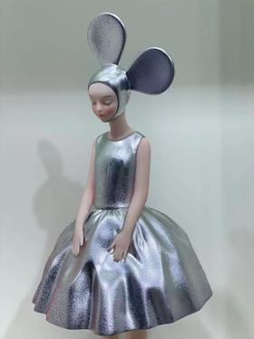 美丽主张-银-然女孩