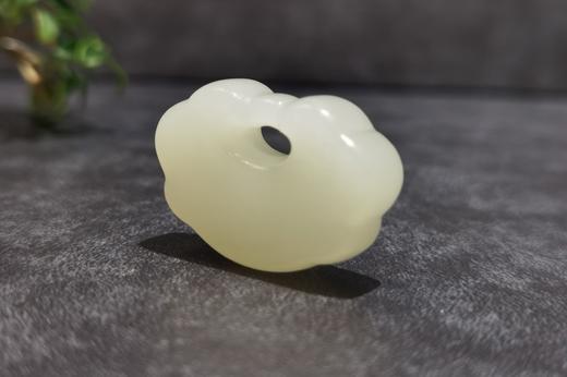 【御珠宫坊】羊脂白玉平安锁挂件 商品图3